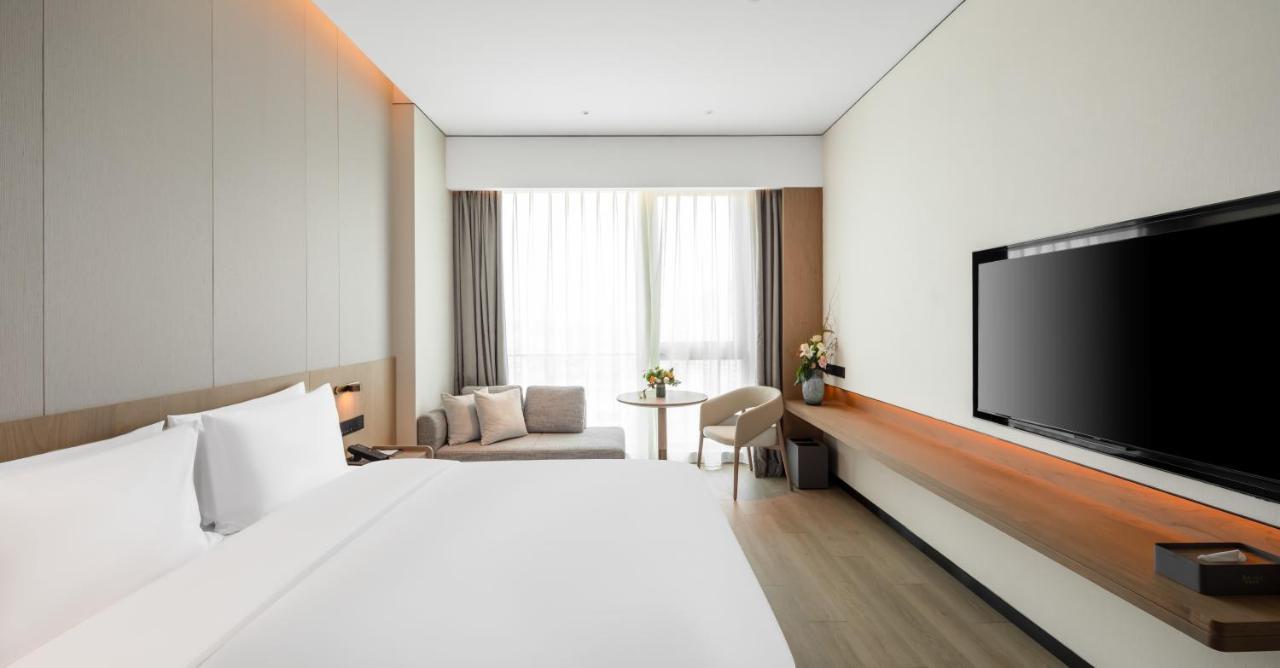 The Coli Hotel Jinan Exterior photo
