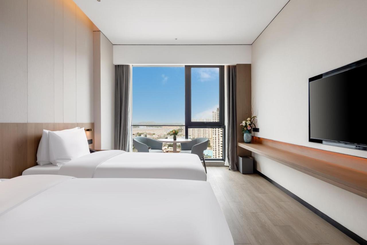 The Coli Hotel Jinan Exterior photo