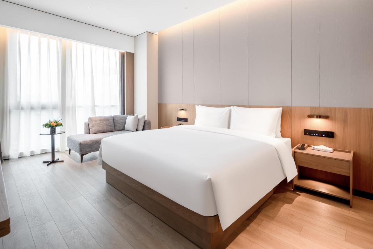 The Coli Hotel Jinan Exterior photo